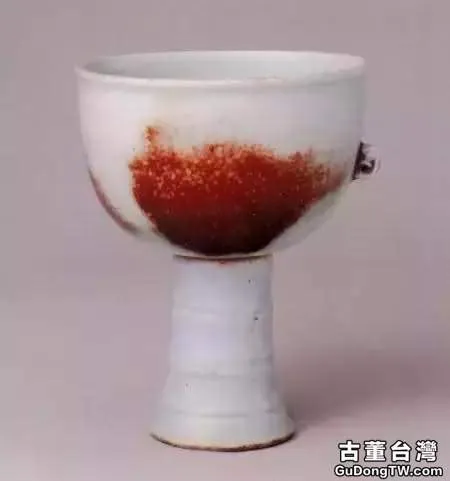 高足杯:元代瓷器中最流行的器型