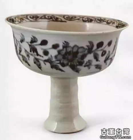 高足杯:元代瓷器中最流行的器型