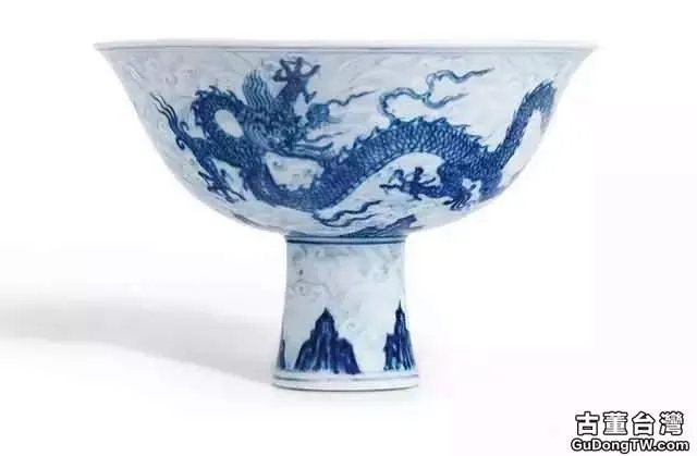 高足杯:元代瓷器中最流行的器型