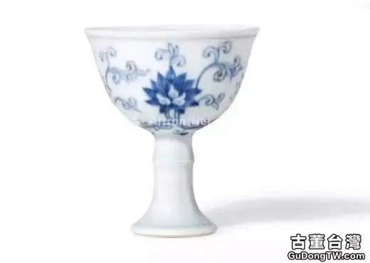高足杯:元代瓷器中最流行的器型