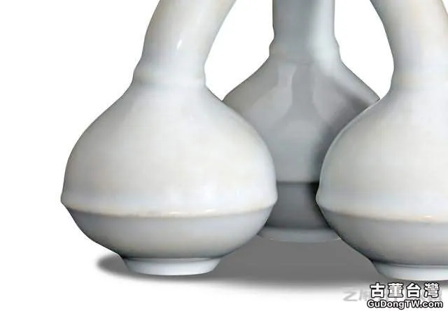 永樂 甜白釉三壺連通器