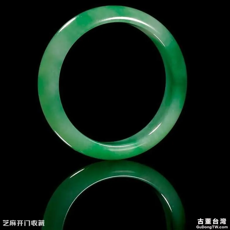 為什麼有些玉鐲才賣一兩百元