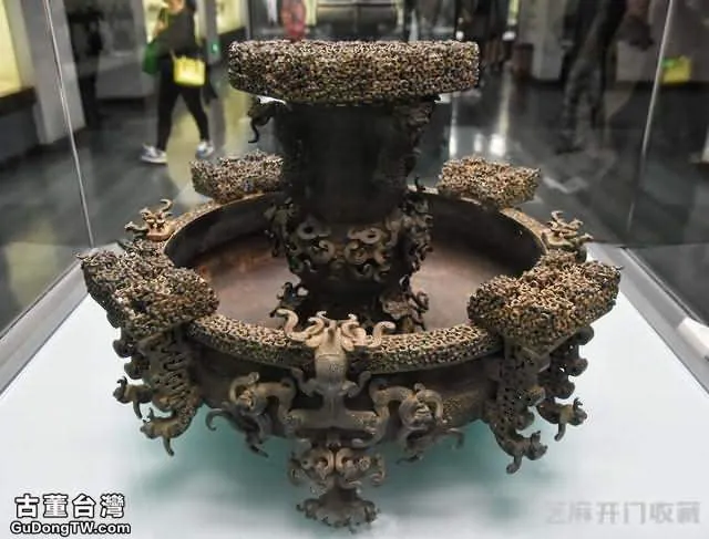 湖北省博物館藏曾侯乙銅尊盤