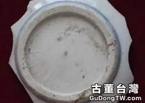 元青花瓷底足辨識,千萬別踩雷，收藏需謹慎