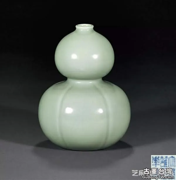清代豆青釉瓷器最高拍出八千萬 它的特徵有哪些