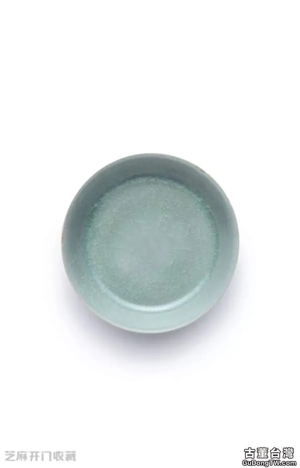 汝窯天青釉瓷器