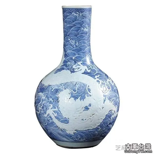 清代瓷器上的龍紋經歷了怎樣的演變