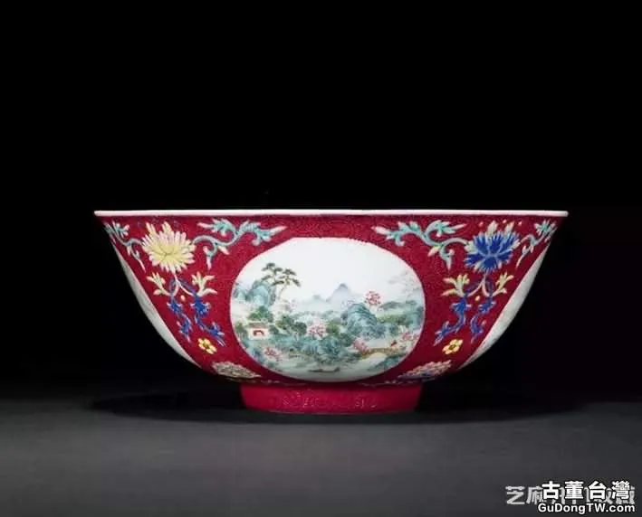 粉彩軋道瓷器為何堪稱瓷器界的奇葩藝術作品
