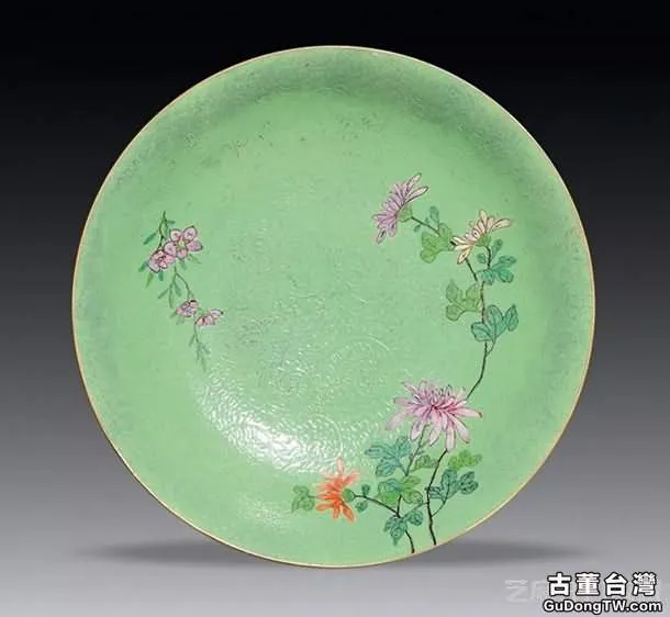 粉彩軋道瓷器為何堪稱瓷器界的奇葩藝術作品