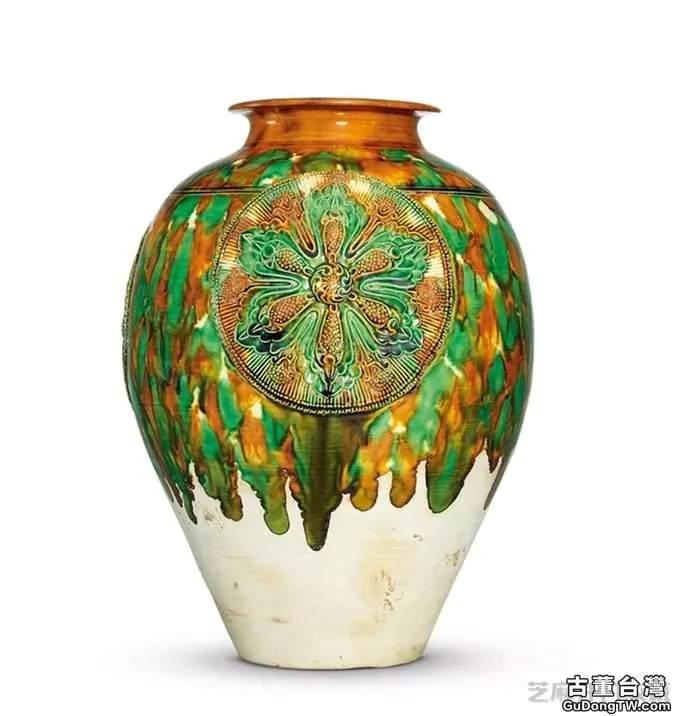 三彩陶瓷不同朝代各有特點 價值最高的果然是它