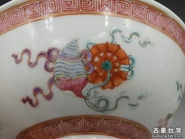 民國洪憲 官窯 粉彩八寶碗