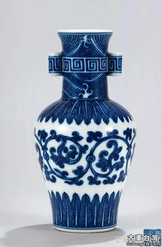忍冬紋瓷器的工藝特徵與收藏價值