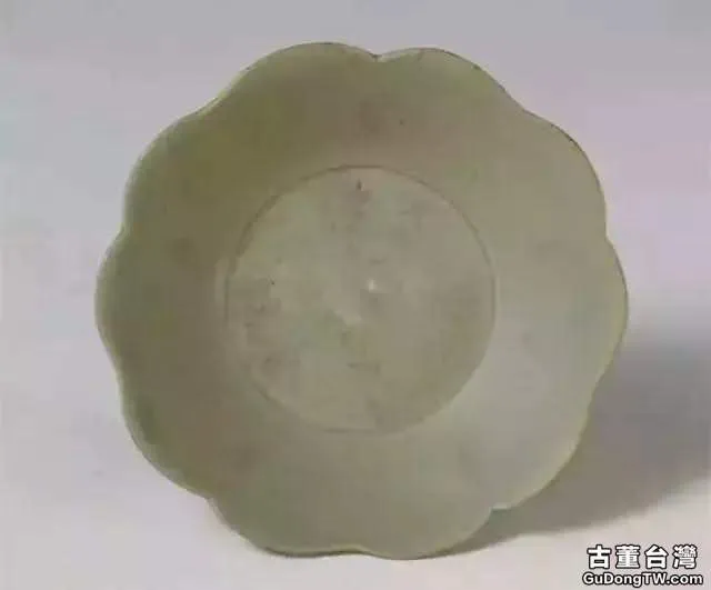 宋代瓷業譜寫了「中國陶瓷工藝美術」發展史的輝煌篇章