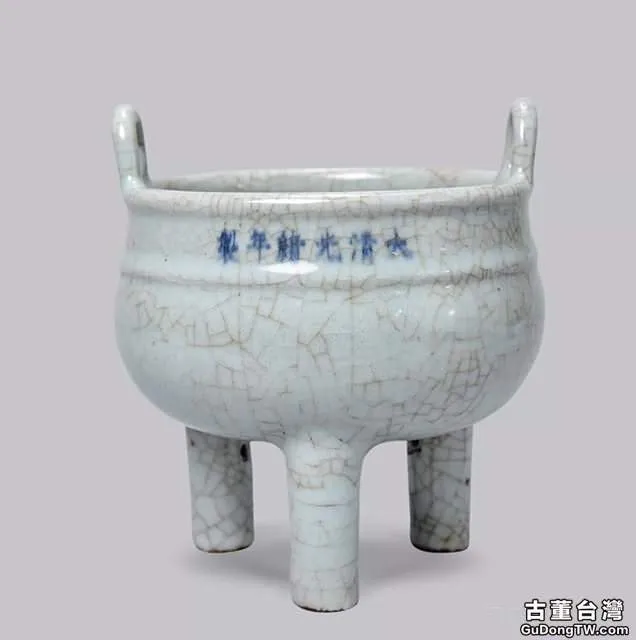 光緒官窯仿哥釉瓷器鑒定看其裝飾技法