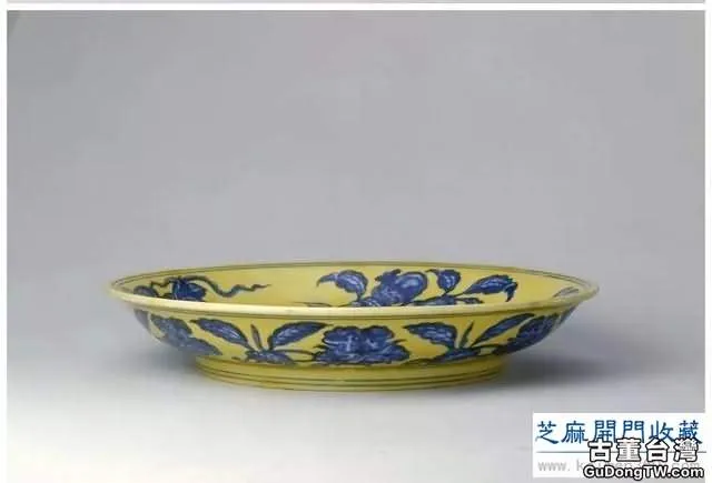 明代早期黃釉瓷器以永樂及宣德黃釉瓷器為主，有鮮明的時代特徵