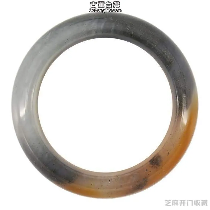 挑選黃龍玉手鐲的三大技巧 個個重要