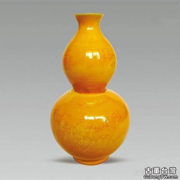 明代黃釉瓷器發展與鑒賞
