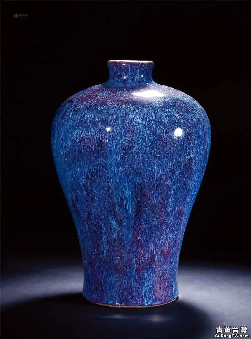 瓷器的釉如「衣裳」， 釉的陶藝設計