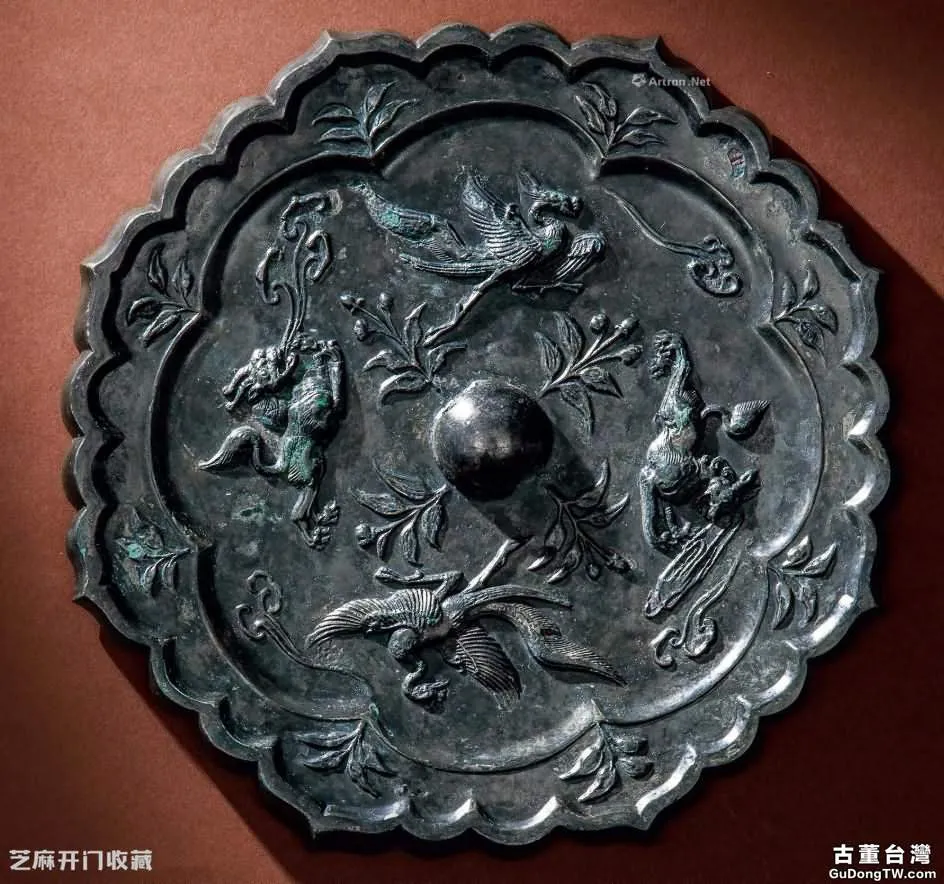 唐代雙鳳銅鏡價值