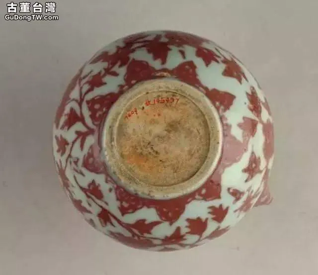 洪武釉裡紅瓷器：朱元璋的紅色情結