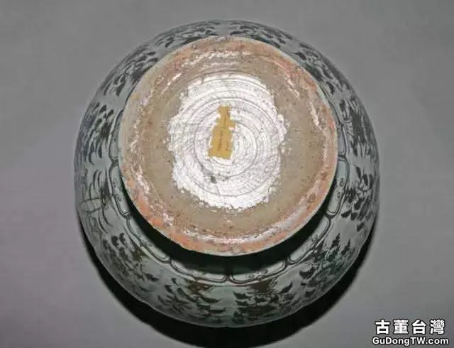 洪武釉裡紅瓷器：朱元璋的紅色情結