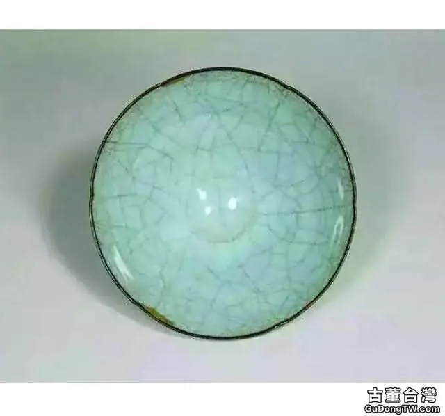 瓷器小竅門：汝瓷開片