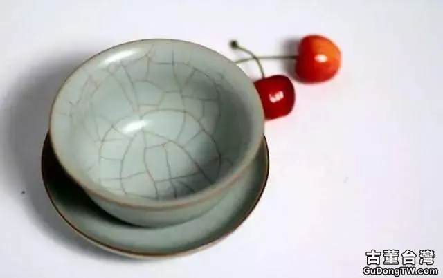 瓷器小竅門：汝瓷開片