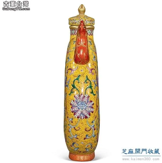 乾隆 粉彩描金寶相花卷草紋鳳首扁壺