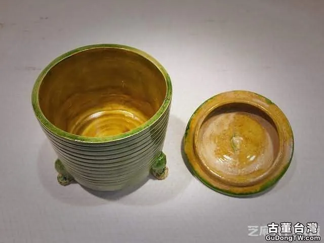 唐代綠釉茶葉旋紋罐是實用器嗎？