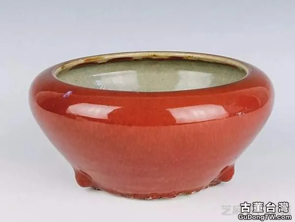 郎窯紅瓷器都有哪些特點