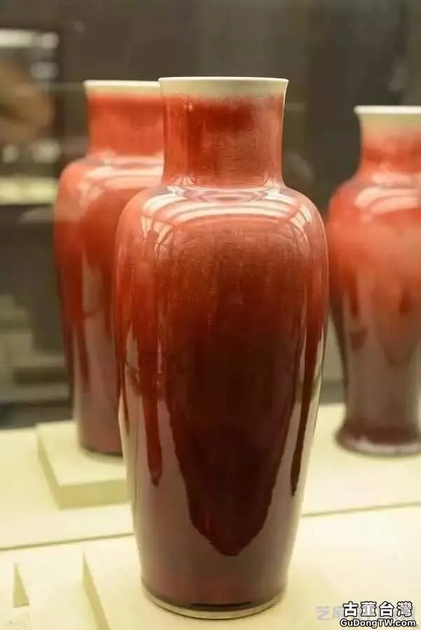「脫口垂足郎不流」，為何郎窯紅仿品大多有形無神，有色無彩？