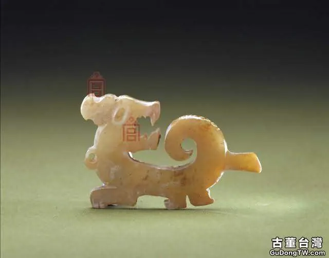 珍藏在北京故宮博物院的商代玉器