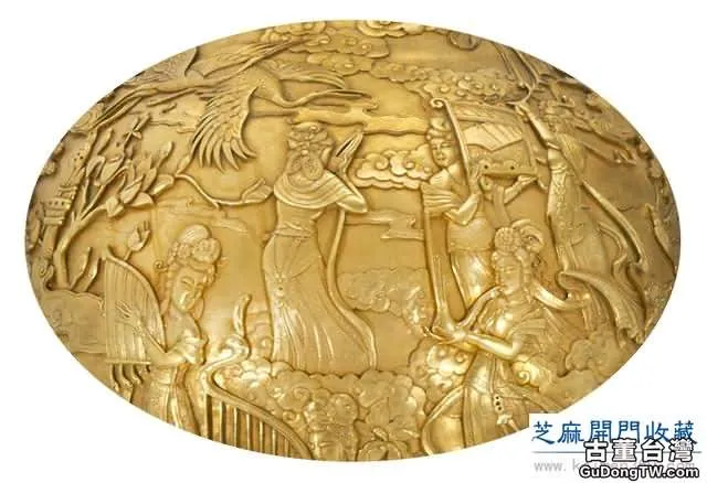 雍正 鎏金凸雕人物故事鋪首撇口瓶