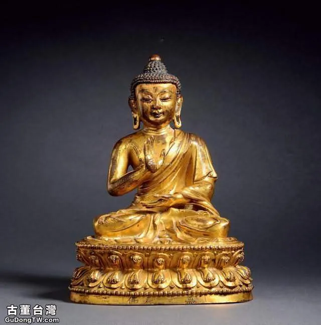 幾尊明代木雕及金銅佛像在上海匡時