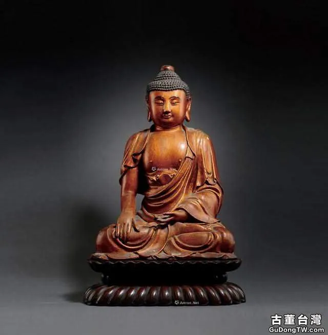 幾尊明代木雕及金銅佛像在上海匡時