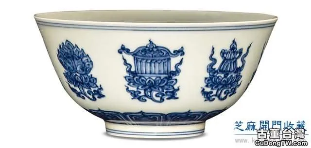 成化 青花八寶紋碗