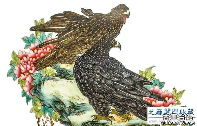 乾隆 粉彩花石雄鷹圖天球瓶