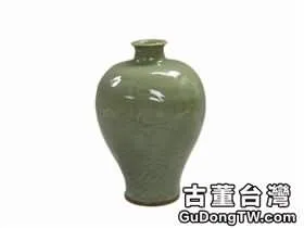 明代龍泉官窯龍紋碗