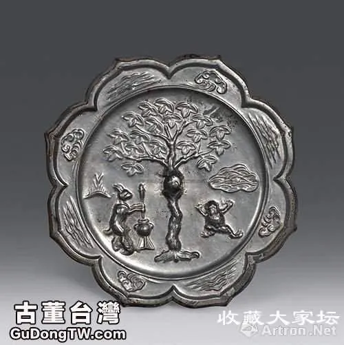 唐代 月宮鏡  直徑15.3厘米