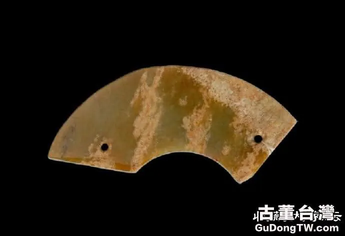 武漢博物館西周玉璜-圖片版權歸原作者所有
