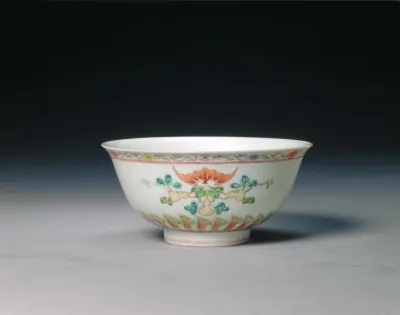 粉彩葫蘆紋碗