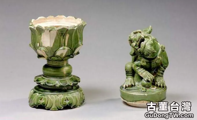 北宋吉州窯綠釉獅蓋香薰