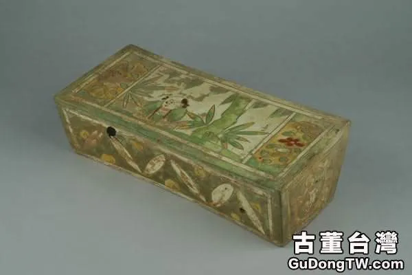 三彩坐童紋陶瓷枕