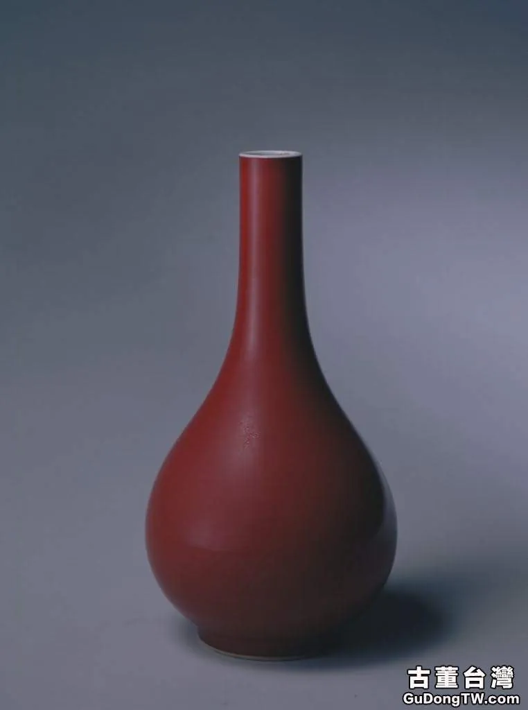 霽紅釉膽式瓶.webp